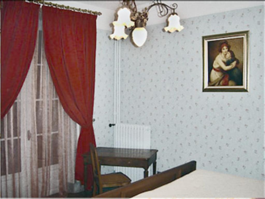 Отель Le Terrondou Вик-сюр-Сер Номер фото
